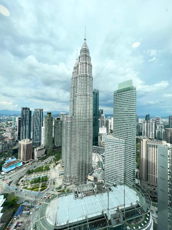 Sky Suites Klcc By Pnut Kuala Lumpur Exterior foto