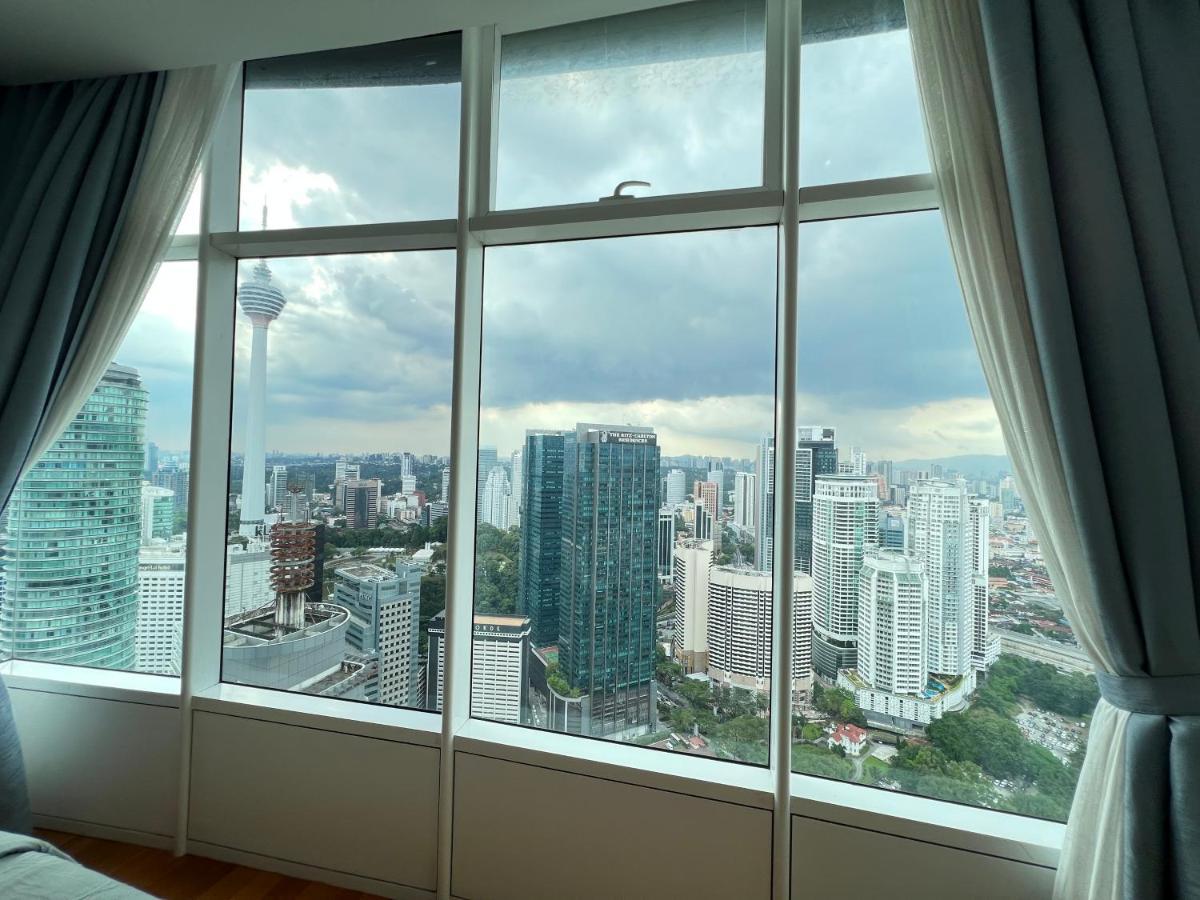 Sky Suites Klcc By Pnut Kuala Lumpur Exterior foto