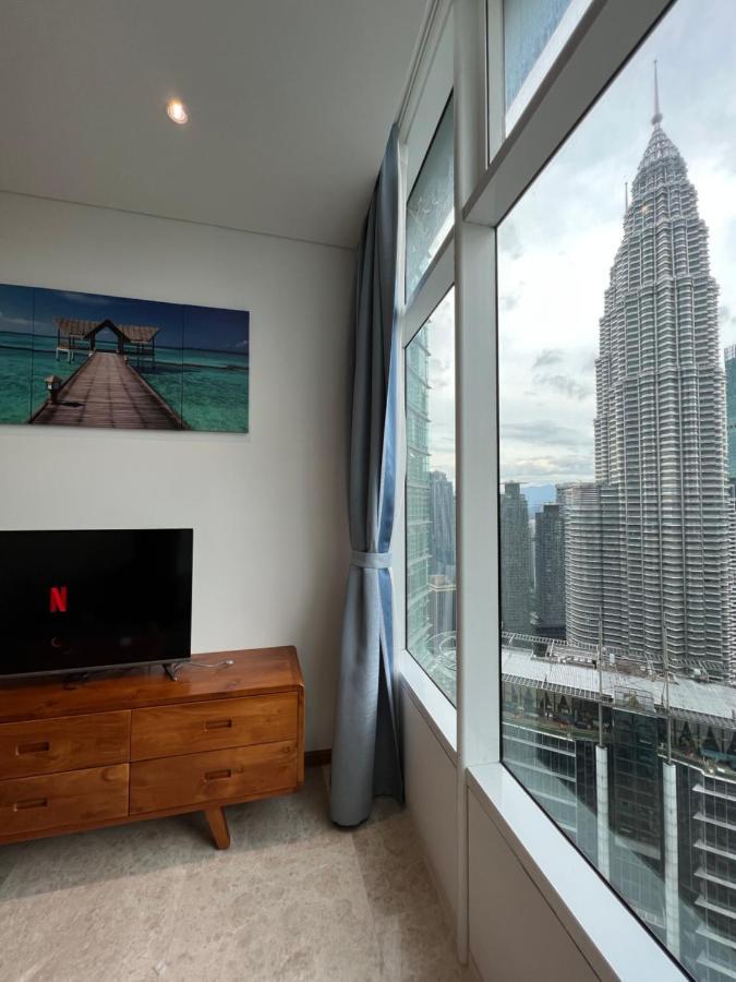 Sky Suites Klcc By Pnut Kuala Lumpur Exterior foto